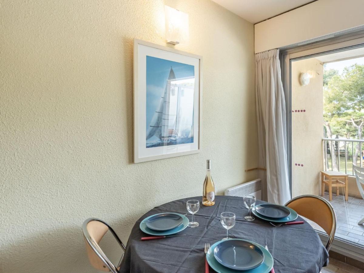 Studio Port De La Gavine-17 By Interhome Hyères Exteriör bild